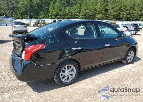 2019 Nissan Versa S z USA, uszkodzony, nr VIN 3N1CN7AP1KL824746
